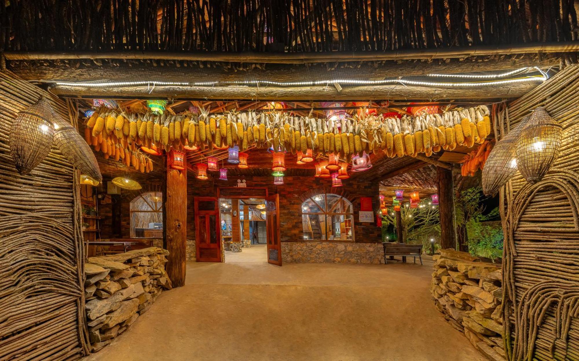 Sapaxa Spring Garden Ecolodge Exterior photo